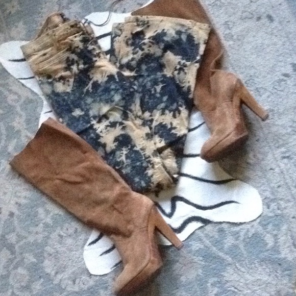 Michael Kors Suede boots Wood heels Rare - Picture 8 of 8